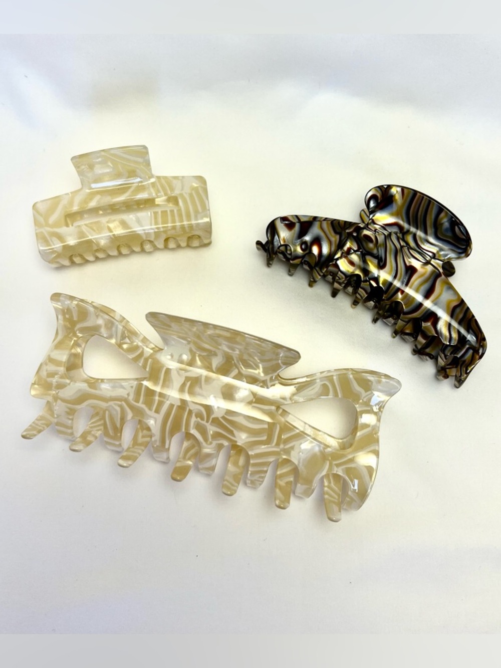 France Onyx Jaw Claw Hair Clip Camila Paris Small Medium Large